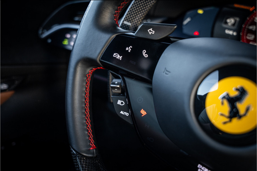 Ferrari SF90 Stradale 4.0 V8 Assetto Fiorano - Carbon | Alcantara | Carplay