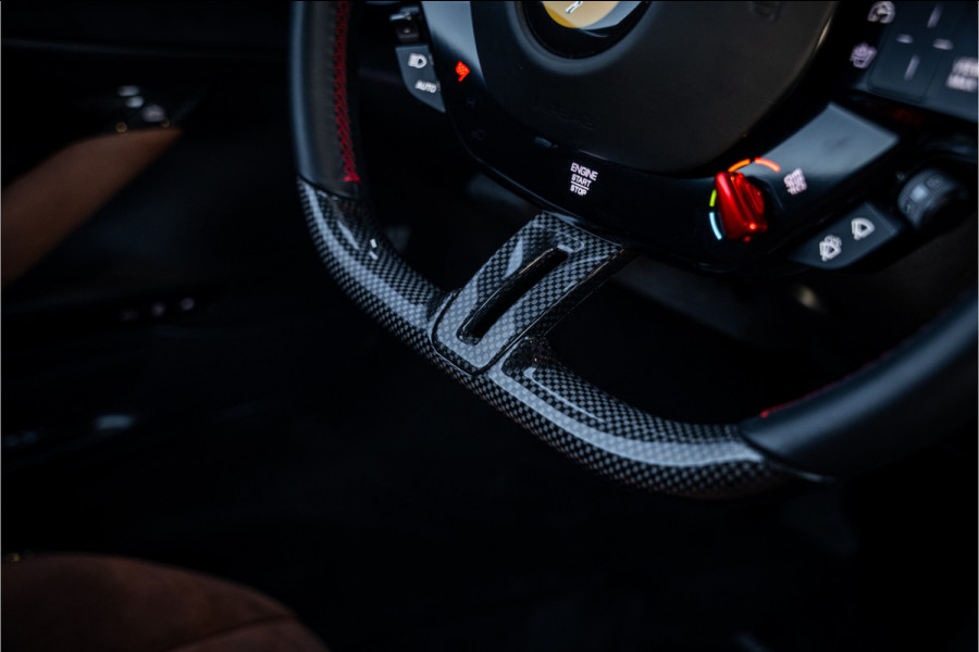 Ferrari SF90 Stradale 4.0 V8 Assetto Fiorano - Carbon | Alcantara | Carplay