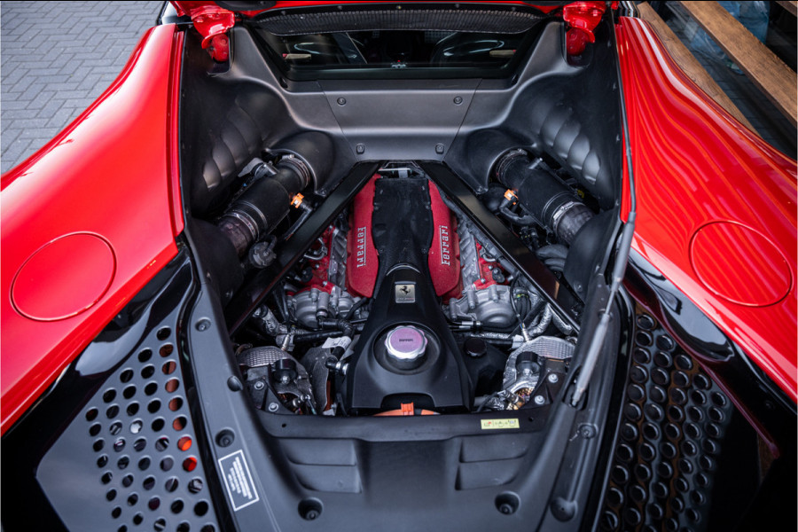 Ferrari SF90 Stradale 4.0 V8 Assetto Fiorano - Carbon | Alcantara | Carplay