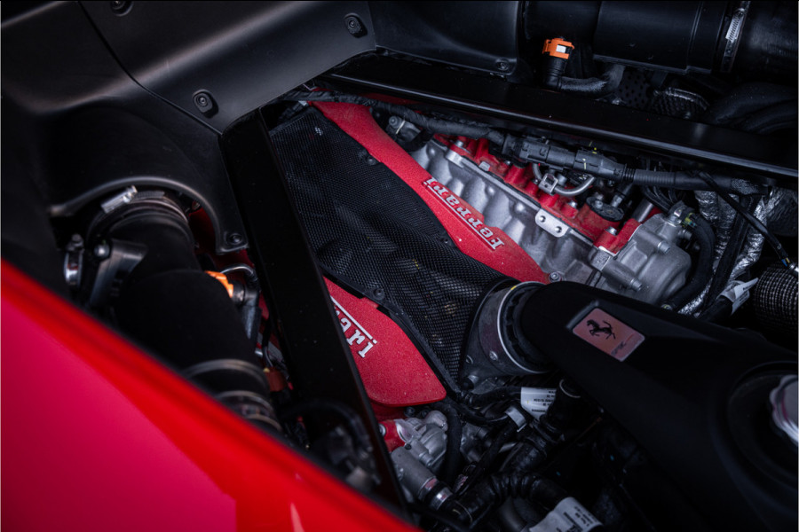 Ferrari SF90 Stradale 4.0 V8 Assetto Fiorano - Carbon | Alcantara | Carplay