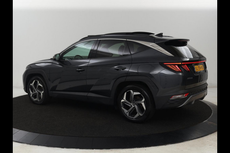 Hyundai Tucson 1.6 T-GDI PHEV Premium Sky 4WD | Panoramadak | Stoelventilatie | Leder | 360 Camera | Adaptive cruise | Memory | Achterbankverwarming | Carplay | Full LED | Navigatie | Plug In