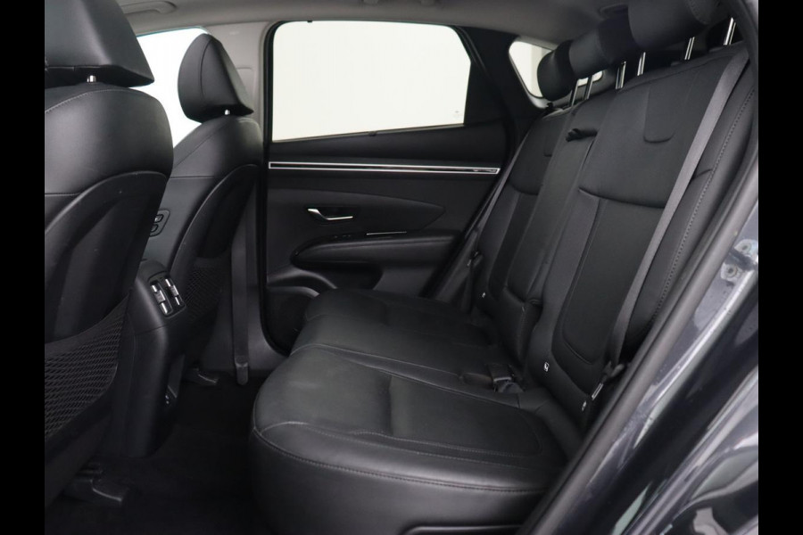 Hyundai Tucson 1.6 T-GDI PHEV Premium Sky 4WD | Panoramadak | Stoelventilatie | Leder | 360 Camera | Adaptive cruise | Memory | Achterbankverwarming | Carplay | Full LED | Navigatie | Plug In