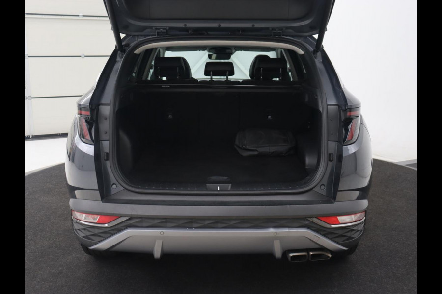 Hyundai Tucson 1.6 T-GDI PHEV Premium Sky 4WD | Panoramadak | Stoelventilatie | Leder | 360 Camera | Adaptive cruise | Memory | Achterbankverwarming | Carplay | Full LED | Navigatie | Plug In