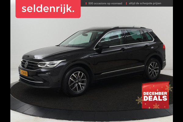 Volkswagen Tiguan 1.4 TSI eHybrid Style | Stoelverwarming | Camera | Adaptive cruise | Carplay | Sfeerverlichting | Full LED | Navigatie | Park Assist | DAB | Stuurverwarming | PHEV | Plug In