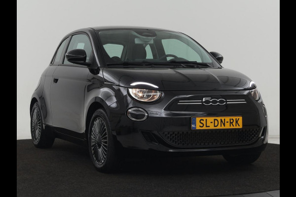 Fiat 500 3+1 Icon 42kWh | 3 Fase | Stoelverwarming | Camera | Carplay | Navigatie | Cruise control | Climate control | Bluetooth