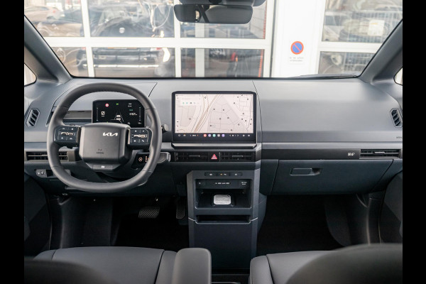 Kia PV5 Passenger Elite 71.2 kWh | Clima | Camera | Adapt. Cruise | BSM | Navi | PDC V&A | Stoel&Stuur Verwarming | Twee schuifdeuren | Priv. glass | 5-Zits