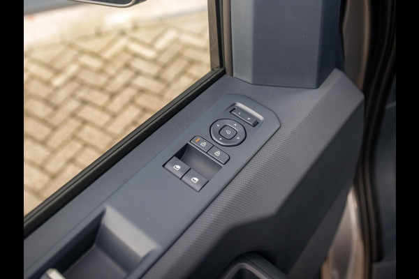 Kia PV5 Passenger Elite 71.2 kWh | Clima | Camera | Adapt. Cruise | BSM | Navi | PDC V&A | Stoel&Stuur Verwarming | Twee schuifdeuren | Priv. glass | 5-Zits