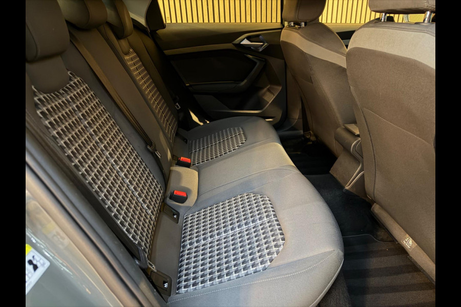 Audi A1 Sportback 30 TFSI S Line - Navigatie - Virtual