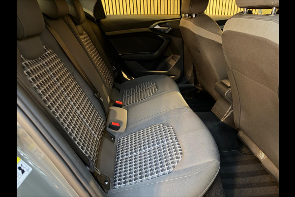 Audi A1 Sportback 30 TFSI S Line - Navigatie - Virtual
