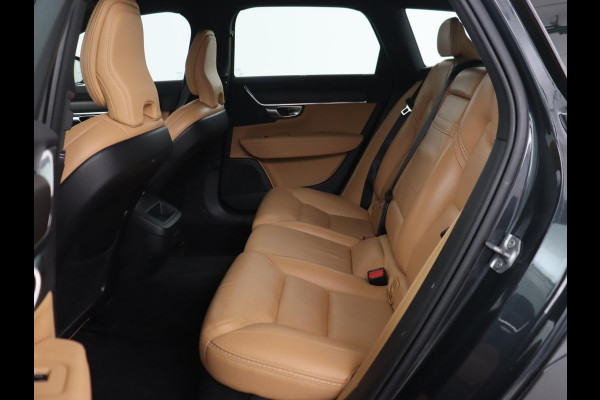 Volvo V90 Cross Country 2.0 T5 AWD | Leder | Trekhaak | Stoelverwarming | Adaptive cruise | Camera | Carplay | 19'' | Navigatie | DAB | Digital Cockpit