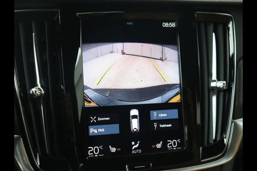 Volvo V90 Cross Country 2.0 T5 AWD | Leder | Trekhaak | Stoelverwarming | Adaptive cruise | Camera | Carplay | 19'' | Navigatie | DAB | Digital Cockpit