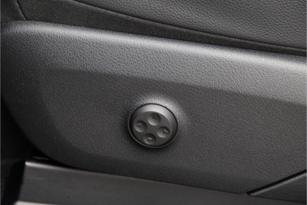 Mercedes-Benz EQE SUV 350 4Matic AMG Premium, Burmester, Pano, Distronic, Airmatic, 91 kWh