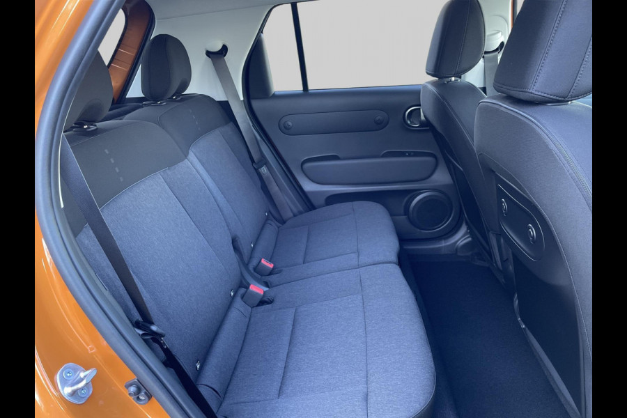 Hyundai Inster Pulse 49 kWh VAN: €29.085 VOOR: €25.585 .