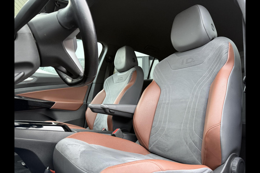 Volkswagen ID.4 Aut. First Edition 77kWh | Trekhaak | Navi | Camera |