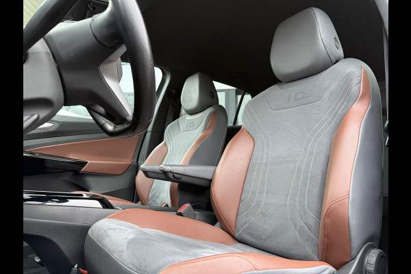 Volkswagen ID.4 Aut. First Edition 77kWh | Trekhaak | Navi | Camera |