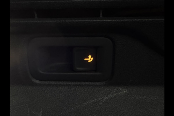 Volkswagen ID.4 Aut. First Edition 77kWh | Trekhaak | Navi | Camera |