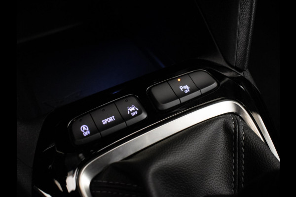 Opel Corsa 1.2 GS Line Sport (APPLE CARPLAY,CAMERA,NAVI,LED,CRUISE,LANE ASSIST,CLIMATE,KEYLESS,SPORTSTOELEN,LM VELGEN,NETTE STAAT)