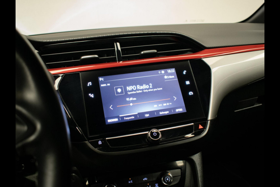 Opel Corsa 1.2 GS Line Sport (APPLE CARPLAY,CAMERA,NAVI,LED,CRUISE,LANE ASSIST,CLIMATE,KEYLESS,SPORTSTOELEN,LM VELGEN,NETTE STAAT)