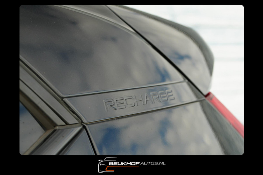 Volvo XC40 Recharge P8 AWD R-Design Lederen stoelen Carplay