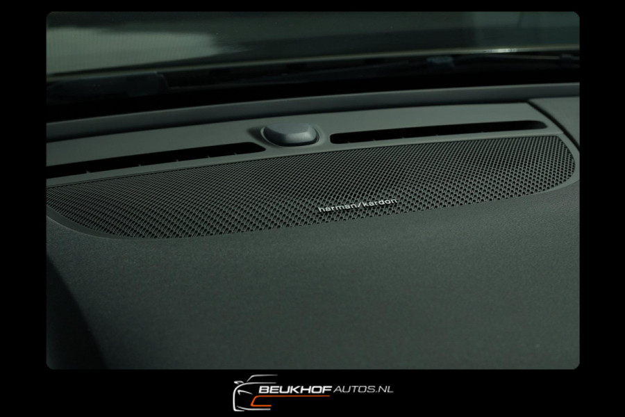 Volvo XC40 Recharge P8 AWD R-Design Lederen stoelen Carplay