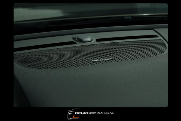 Volvo XC40 Recharge P8 AWD R-Design Lederen stoelen Carplay