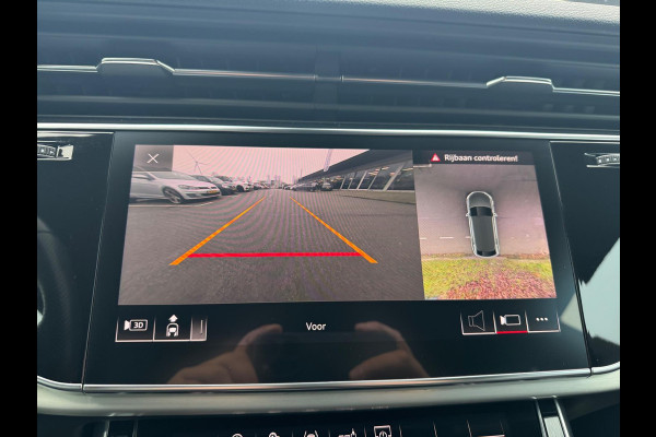 Audi Q8 55 TFSI quattro S Line 340 PK Pano Leder Camera Trekhaak