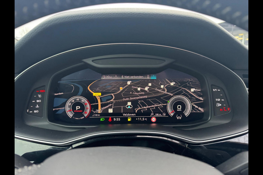 Audi Q8 55 TFSI quattro S Line 340 PK Pano Leder Camera Trekhaak