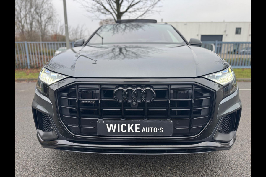 Audi Q8 55 TFSI quattro S Line 340 PK Pano Leder Camera Trekhaak