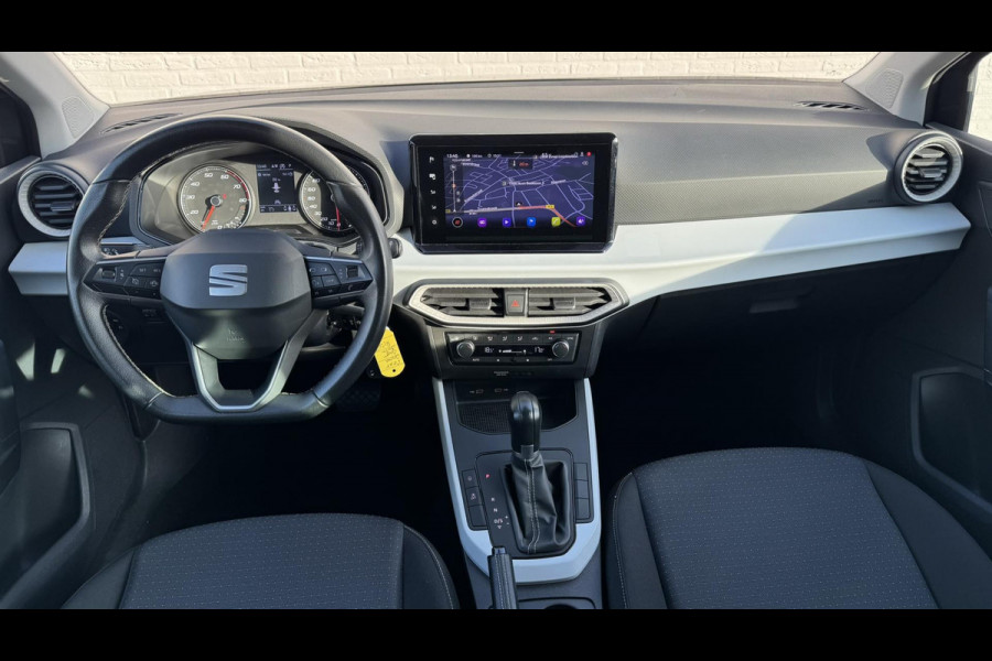 Seat Arona 1.0 TSI Style Business Intense Pdc Carplay DAB radio Clima Led Cruise