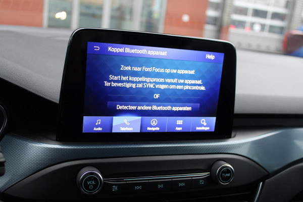 Ford Focus 1.0 EcoBoost Hybrid Active X Business 155pk | Winter Pack | Bang&Olufsen | 10-weg stoel | Adaptive LED | Privacy glass