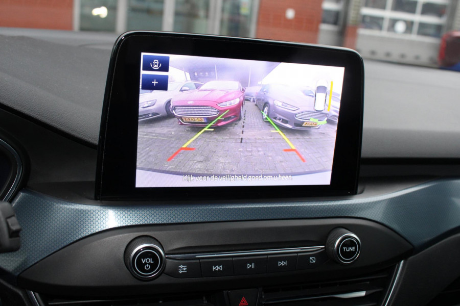 Ford Focus 1.0 EcoBoost Hybrid Active X Business 155pk | Winter Pack | Bang&Olufsen | 10-weg stoel | Adaptive LED | Privacy glass