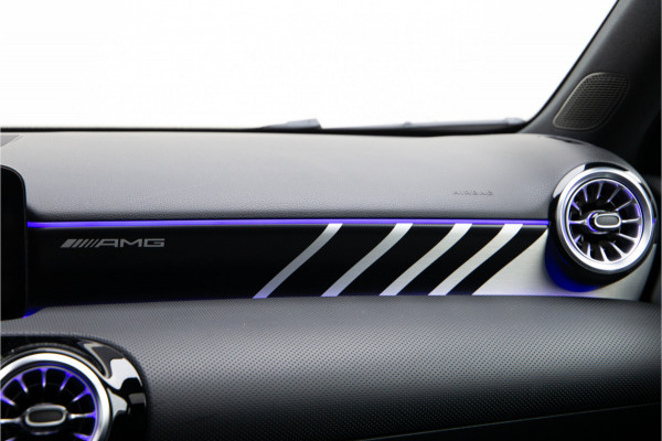 Mercedes-Benz A-Klasse AMG 35 4MATIC Premium Plus, Pano, Performance Seats, Aerodynamica-pack, Nightpack, Vol