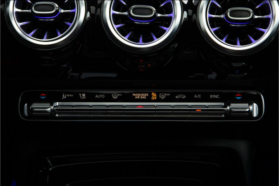 Mercedes-Benz A-Klasse AMG 35 4MATIC Premium Plus, Pano, Performance Seats, Aerodynamica-pack, Nightpack, Vol