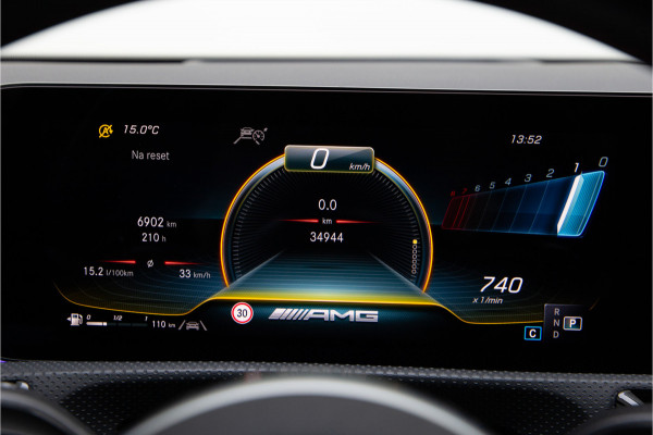 Mercedes-Benz A-Klasse AMG 35 4MATIC Premium Plus, Pano, Performance Seats, Aerodynamica-pack, Nightpack, Vol
