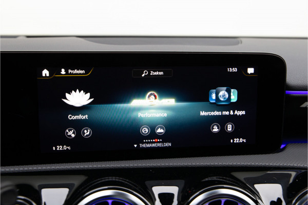 Mercedes-Benz A-Klasse AMG 35 4MATIC Premium Plus, Pano, Performance Seats, Aerodynamica-pack, Nightpack, Vol