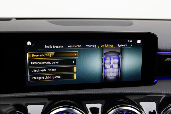 Mercedes-Benz A-Klasse AMG 35 4MATIC Premium Plus, Pano, Performance Seats, Aerodynamica-pack, Nightpack, Vol