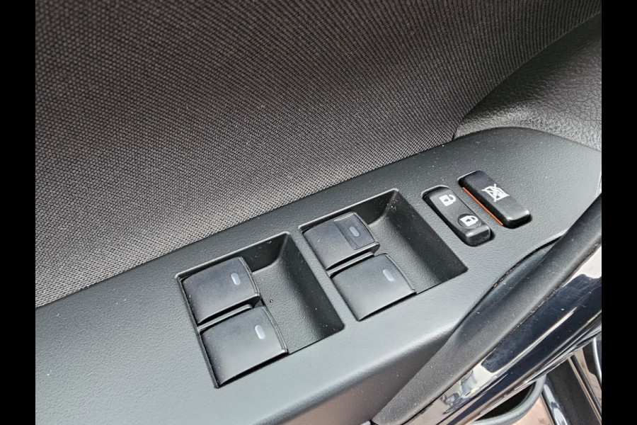 Toyota Auris Touring Sports 1.8 Hybrid Dynamic | Automaat | Navi | Cruise | Camera | LMV | Keyless |