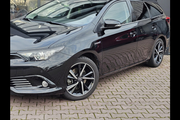 Toyota Auris Touring Sports 1.8 Hybrid Dynamic | Automaat | Navi | Cruise | Camera | LMV | Keyless |