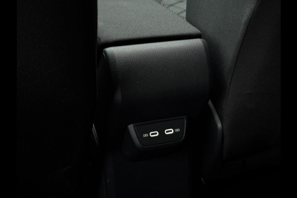 Volkswagen Taigo 1.0 TSI R-Line FULL PANO APPLE CARPLAY LED SPORTVELGEN