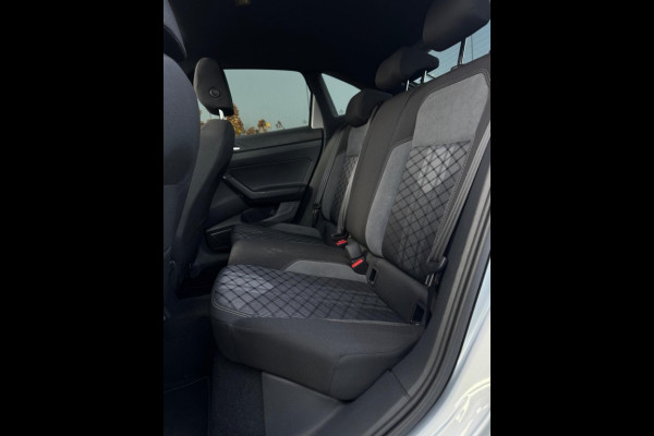 Volkswagen Taigo 1.0 TSI R-Line FULL PANO APPLE CARPLAY LED SPORTVELGEN