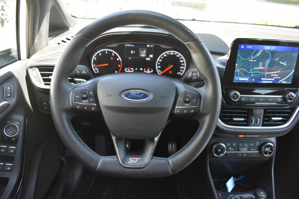 Ford Fiesta 1.5 EcoBoost ST-3 200 PK | Winter Pak. | Carplay | Recaro | LED | Camera