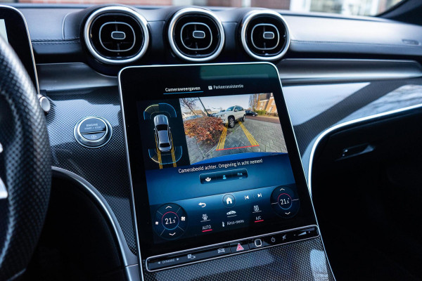 Mercedes-Benz C-Klasse 180 AMG Pano / Leer / Camera