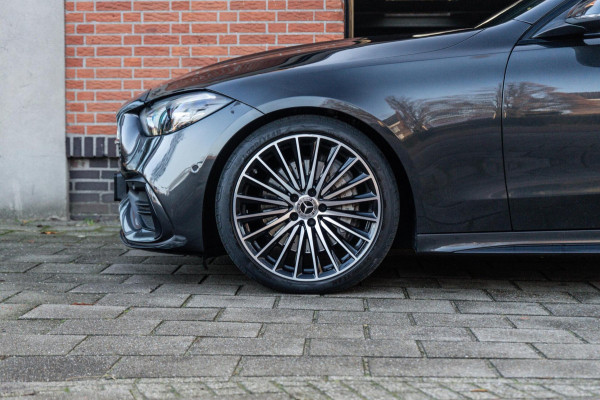 Mercedes-Benz C-Klasse 180 AMG Pano / Leer / Camera