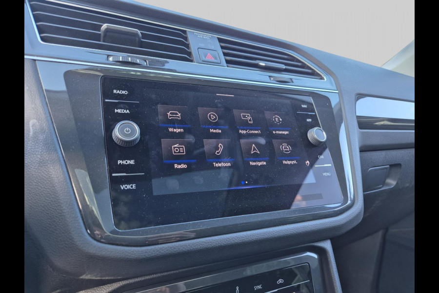 Volkswagen Tiguan 1.4 TSI eHybrid R-Line Business+ | panoramadak | IQ.Light | Virtual Cockpit |