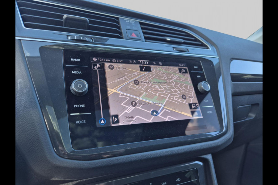 Volkswagen Tiguan 1.4 TSI eHybrid R-Line Business+ | panoramadak | IQ.Light | Virtual Cockpit |
