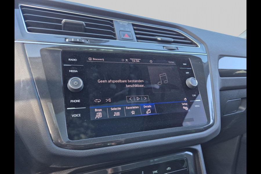 Volkswagen Tiguan 1.4 TSI eHybrid R-Line Business+ | panoramadak | IQ.Light | Virtual Cockpit |