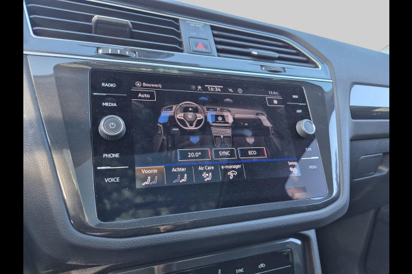 Volkswagen Tiguan 1.4 TSI eHybrid R-Line Business+ | panoramadak | IQ.Light | Virtual Cockpit |