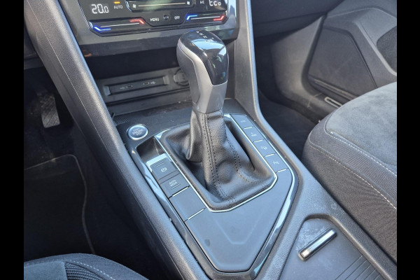 Volkswagen Tiguan 1.4 TSI eHybrid R-Line Business+ | panoramadak | IQ.Light | Virtual Cockpit |