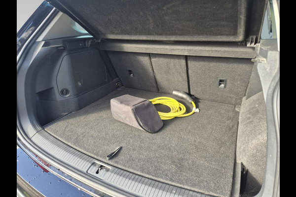 Volkswagen Tiguan 1.4 TSI eHybrid R-Line Business+ | panoramadak | IQ.Light | Virtual Cockpit |