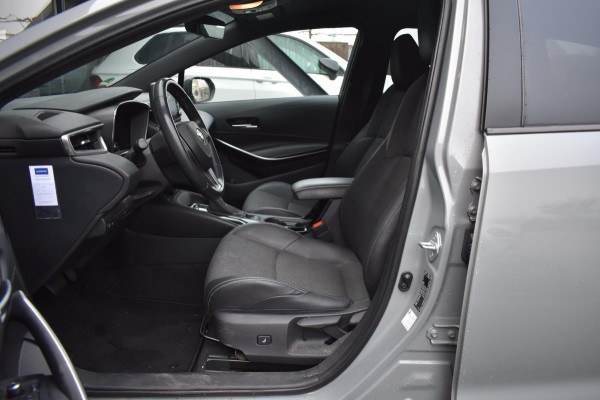 Toyota Corolla Touring Sports 1.8 Hybrid Dynamic | TREKHAAK | APPLE CARPLAY | DEALER ONDERHOUDEN | ANDROID AUTO | NAP